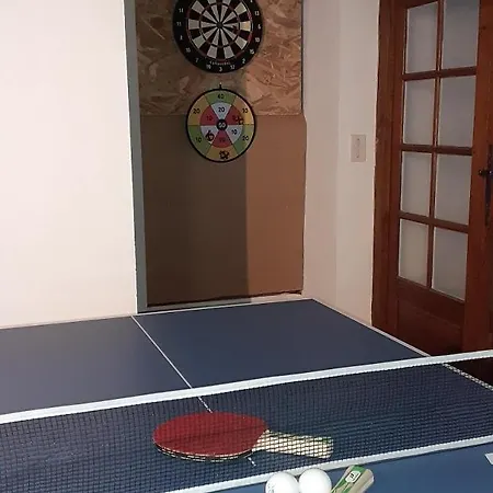 Des Monts De L'autan Tatil Evi *